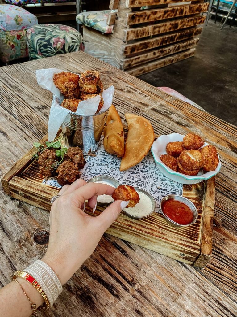 7 Miami Restaurants Where You Can Eat at the Bar 7 Miami Restaurants Where You Can Eat at the Bar - September 2023 - best, Buya, Hiyakawa, Kosushi, La Placita, Mamey, Michael’s Genuine Food & Drink, Toscana Divino - Geoffrey Anderson