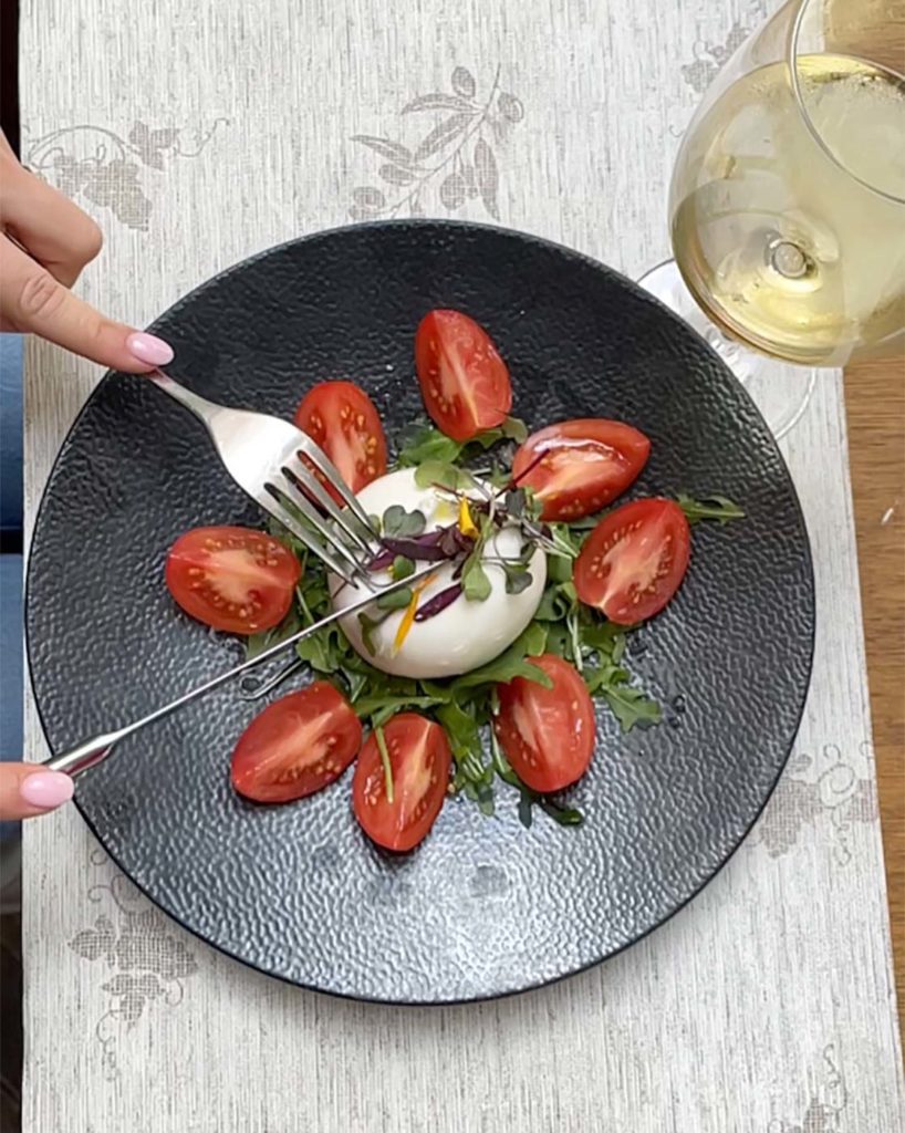 The Best Restaurants for Business Meetings in Miami The Best Restaurants for Business Meetings in Miami - September 2023 - Avo Miami, best, Costa Med, Hiyakawa, Jia, Riviera Focacceria Italiana, Seawell Fish N' Oyster, The Wagyu Bar - Geoffrey Anderson